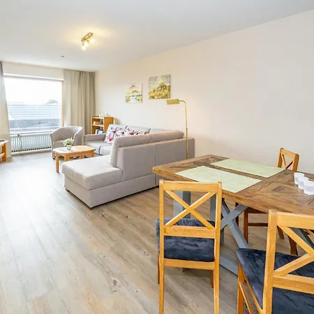 Lejlighed Moderne 2 Zimmerwohnung Mit Grossem Suedbalkon In Der Ersten Etage